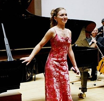 Kristina Stepasjuková - to play Seabourne Piano Concerto no.2